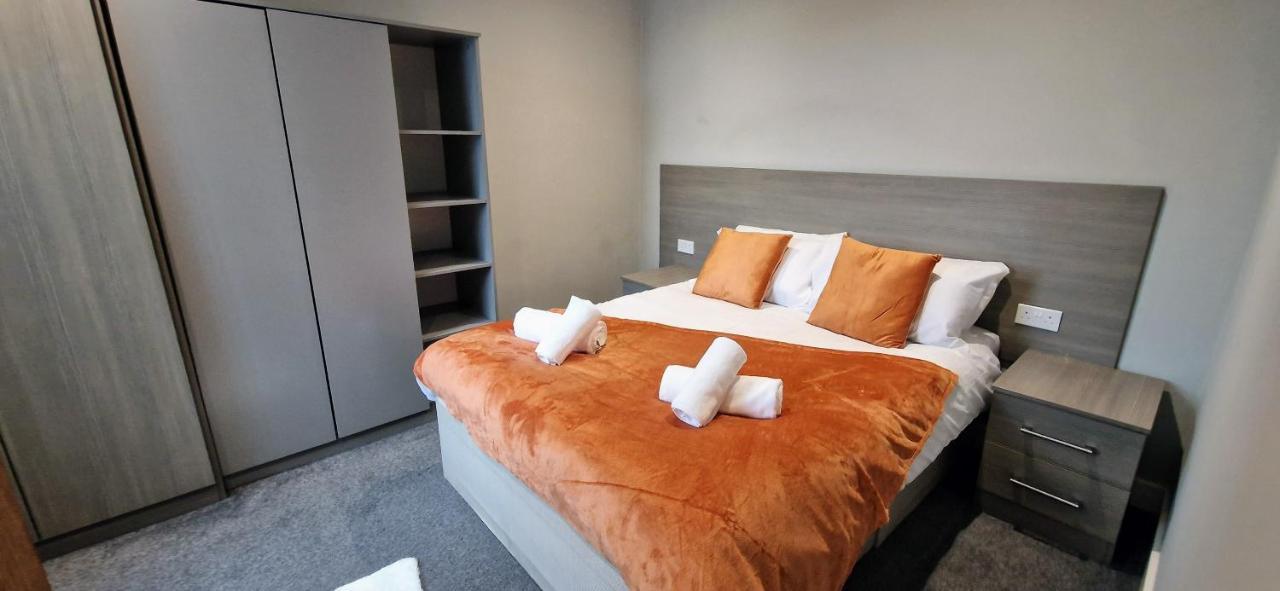 Central Reading Modern 3Br Flat - Walk To Station And High Street 外观 照片