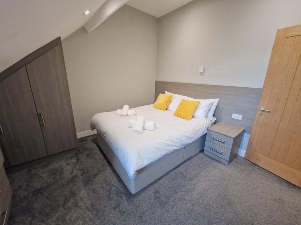 Central Reading Modern 3Br Flat - Walk To Station And High Street 外观 照片